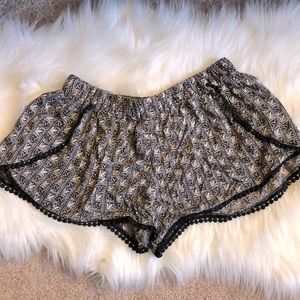 Mossimo stretchy shorts